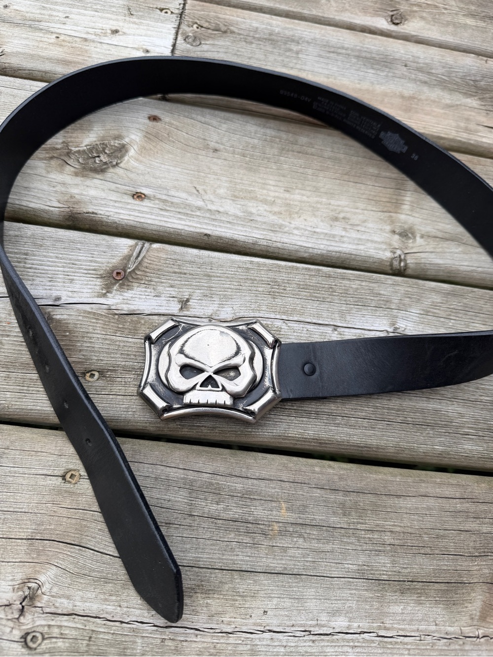 Harley Davidson 99548-04V Skull Buckle Studded Leather Belt Size 36 2005